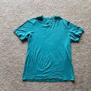 Men’s Lululemon Lightweight tshirt